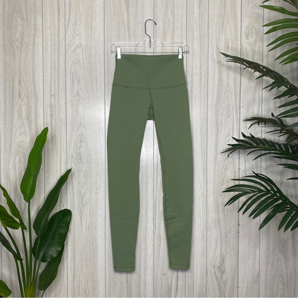Lululemon Wunder Under Full Length Pant (Hi-Rise) in Desert Olive size 6 - Picture 2 of 11